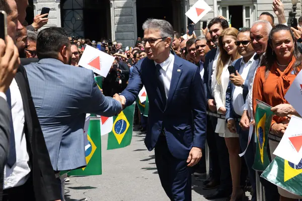 Governo de Minas realiza cerimônia de transmissão do cargo de governador de Romeu Zema para Mateus Simões
