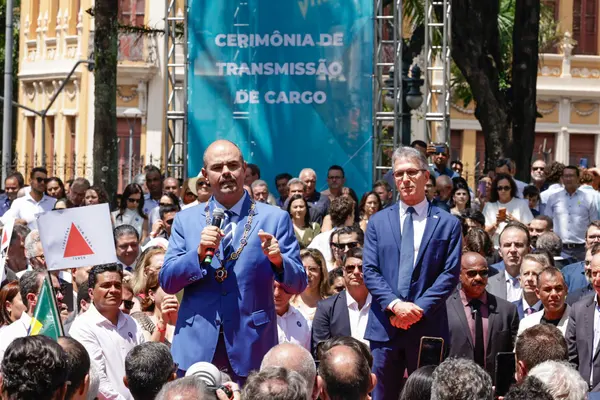 Governo de Minas realiza cerimônia de transmissão do cargo de governador de Romeu Zema para Mateus Simões