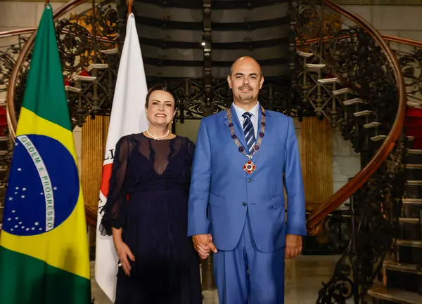 Governo de Minas realiza cerimônia de transmissão do cargo de governador de Romeu Zema para Mateus Simões