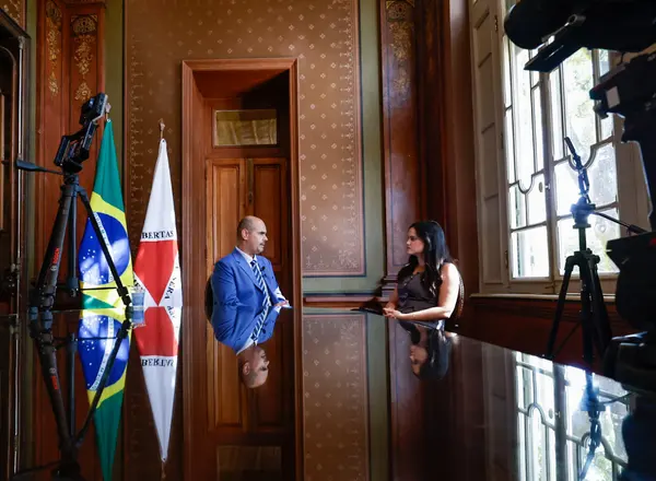 Governo de Minas realiza cerimônia de transmissão do cargo de governador de Romeu Zema para Mateus Simões