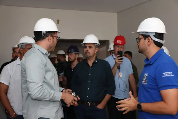 Governo de Minas vistoria obras da primeira Unidade de Pronto Atendimento de Coromandel