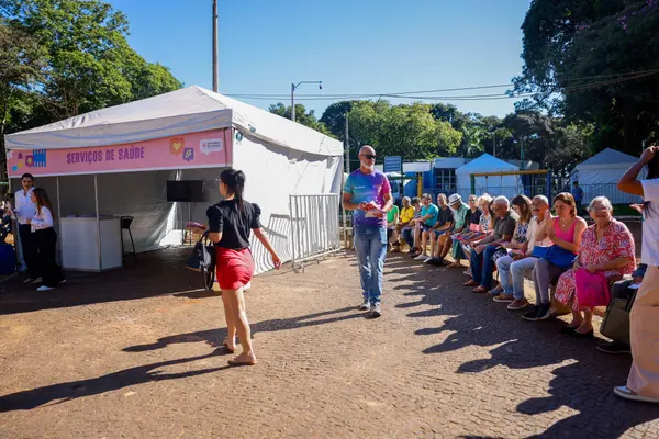 Governo de Minas inicia Praça de Serviços com atendimento direto à população em Uberlândia 