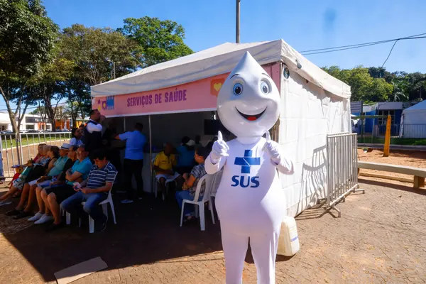 Governo de Minas inicia Praça de Serviços com atendimento direto à população em Uberlândia 
