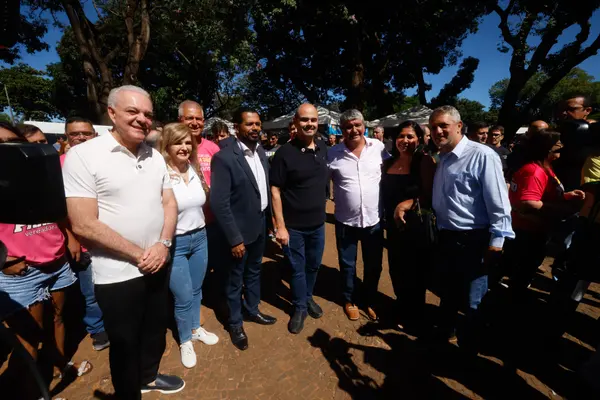 Governo de Minas inicia Praça de Serviços com atendimento direto à população em Uberlândia 