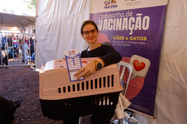 Governo de Minas inicia Praça de Serviços com atendimento direto à população em Uberlândia 