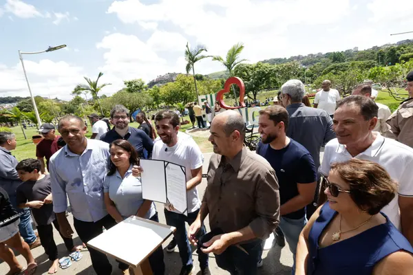 Governo de Minas transfere capital para Ipatinga e anuncia investimentos em mobilidade urbana para o Vale do Aço 