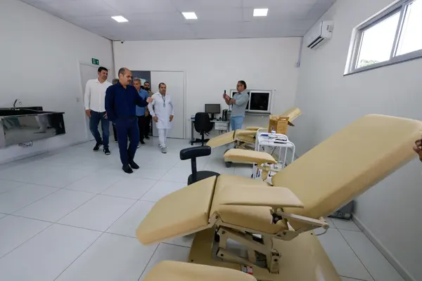Governo de Minas vistoria novo posto da Hemominas no Vale do Aço e anuncia expansão da rede Colégio Tiradentes na região