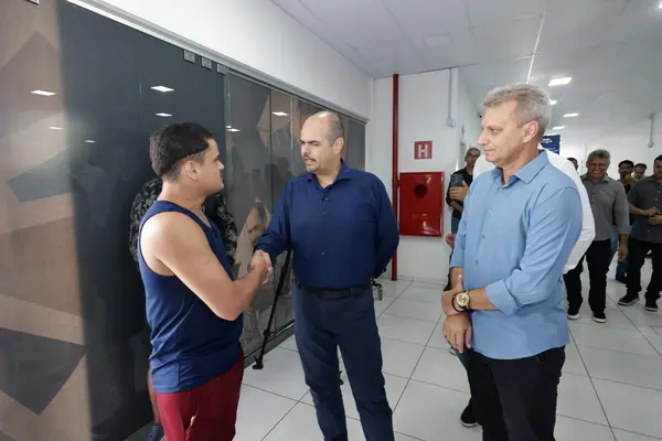 Governo de Minas vistoria novo posto da Hemominas no Vale do Aço e anuncia expansão da rede Colégio Tiradentes na região