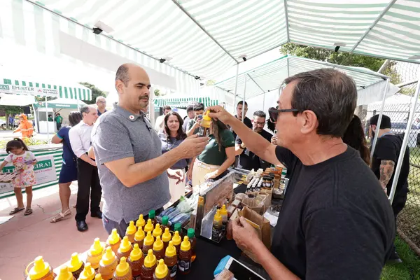 Praça de Serviços do Governo de Minas chega ao Vale do Aço com diversos atendimentos à população em Ipatinga