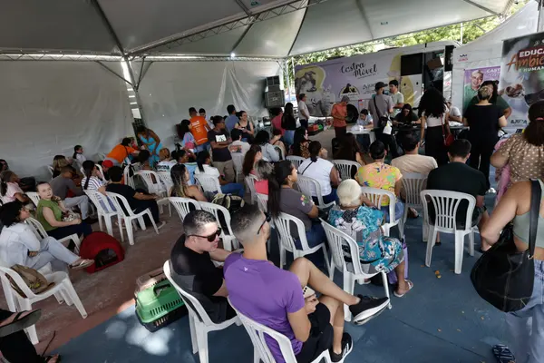 Praça de Serviços do Governo de Minas chega ao Vale do Aço com diversos atendimentos à população em Ipatinga