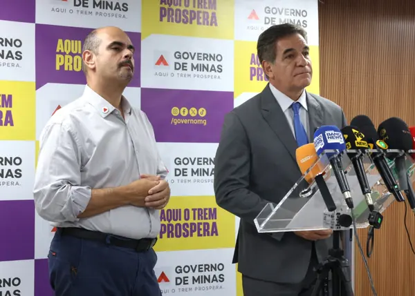 Governo de Minas sanciona projeto de lei sobre recomposição salarial de 5,4% para o funcionalismo público