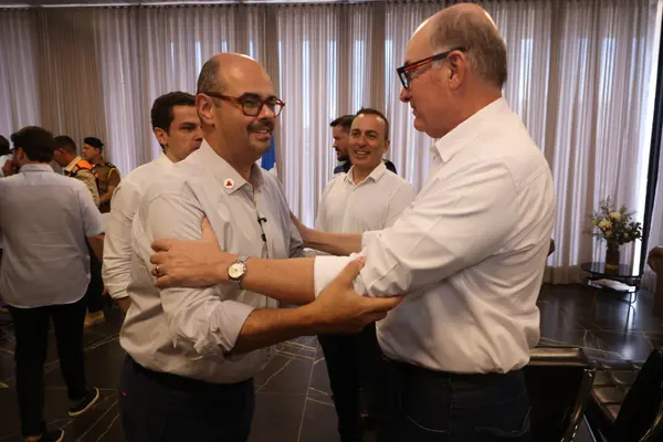 Governo de Minas transfere a capital para Ubá e anuncia pacote de investimentos para a infraestrutura da cidade