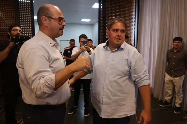 Governo de Minas transfere a capital para Ubá e anuncia pacote de investimentos para a infraestrutura da cidade