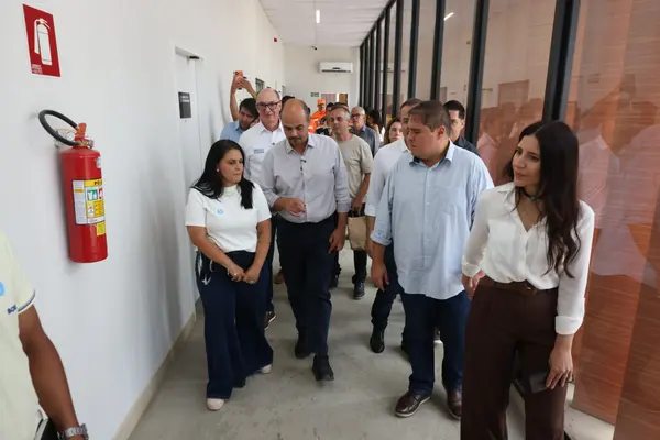 Governo de Minas transfere a capital para Ubá e anuncia pacote de investimentos para a infraestrutura da cidade