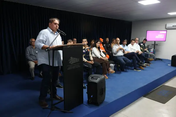 Governo de Minas transfere a capital para Ubá e anuncia pacote de investimentos para a infraestrutura da cidade