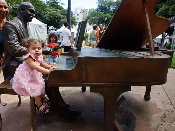 Ubá é a terceira cidade mineira a receber a Praça de Serviços – Governo Presente no estado