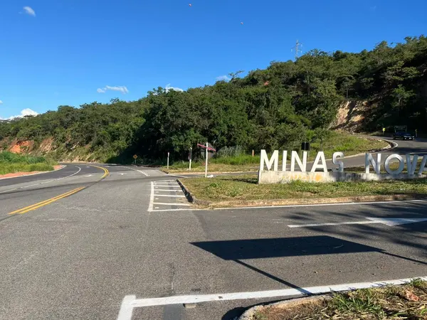 Obras concluídas no contorno de Minas Novas