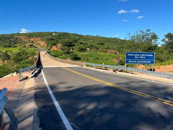Obras concluídas no contorno de Minas Novas