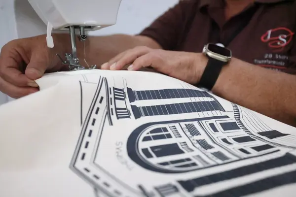 Governo de Minas entrega máquinas de costura para o Programa Trajeto Moda em Poços de Caldas