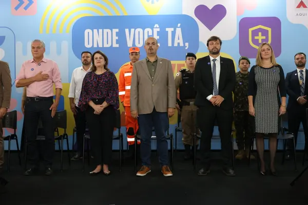 Governo de Minas transfere capital para Diamantina e anuncia investimento de R$ 41 milhões para climatizar todas as escolas da região