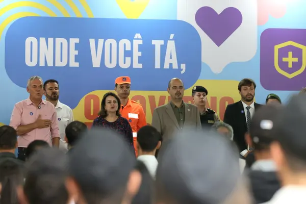 Governo de Minas transfere capital para Diamantina e anuncia investimento de R$ 41 milhões para climatizar todas as escolas da região
