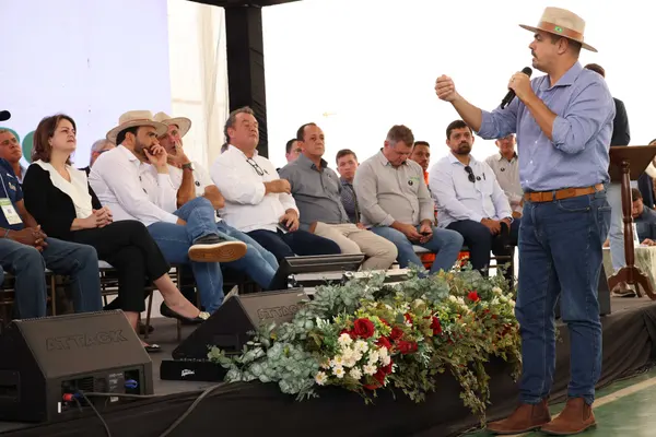Governo de Minas participa da abertura da 9ª edição da Feragro em Capelinha
