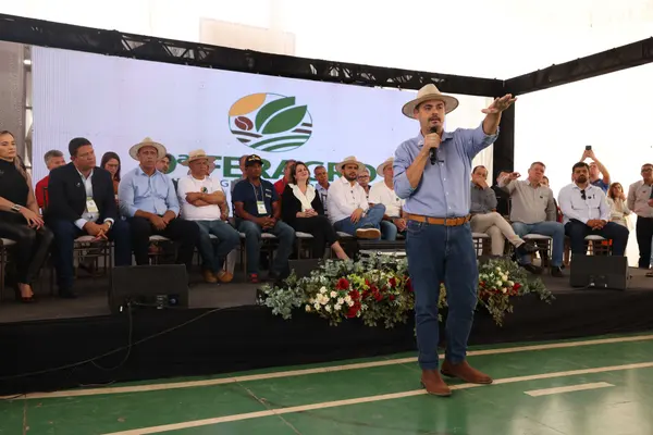 Governo de Minas participa da abertura da 9ª edição da Feragro em Capelinha