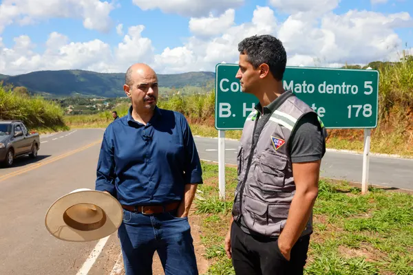 Governo de Minas vistoria conclusão de obras de recuperação da rodovia que liga Conceição do Mato Dentro a Congonhas do Norte