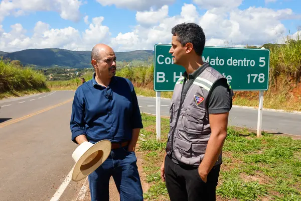 Governo de Minas vistoria conclusão de obras de recuperação da rodovia que liga Conceição do Mato Dentro a Congonhas do Norte