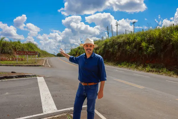 Governo de Minas vistoria conclusão de obras de recuperação da rodovia que liga Conceição do Mato Dentro a Congonhas do Norte