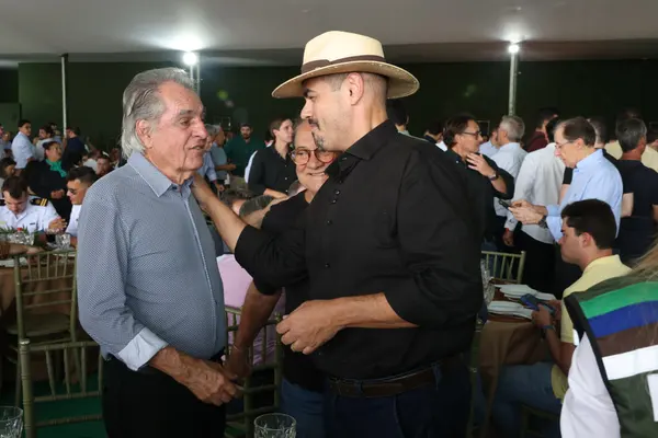 Governo de Minas anuncia R$ 350 milhões para gasoduto no Triângulo Mineiro na Abertura da Safra de Mineira de Açúcar e Álcool 2026/2027