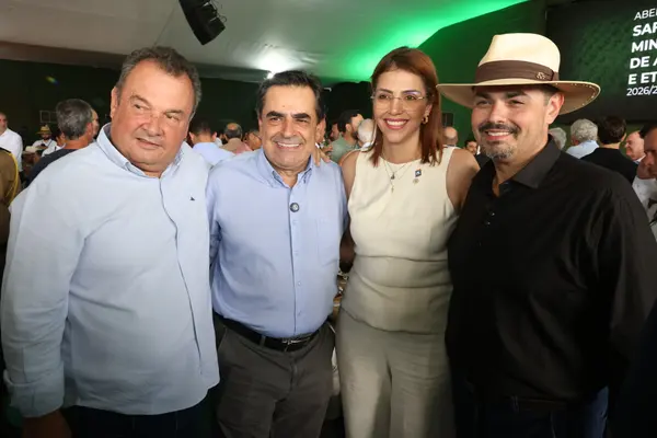 Governo de Minas anuncia R$ 350 milhões para gasoduto no Triângulo Mineiro na Abertura da Safra de Mineira de Açúcar e Álcool 2026/2027