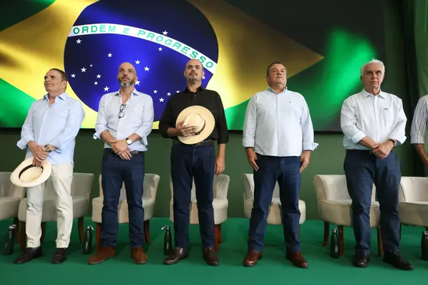 Governo de Minas anuncia R$ 350 milhões para gasoduto no Triângulo Mineiro na Abertura da Safra de Mineira de Açúcar e Álcool 2026/2027