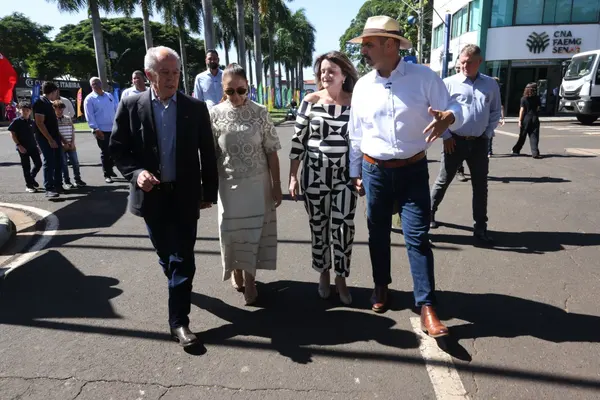 Governo de Minas participa da abertura da 91ª ExpoZebu, em Uberaba  