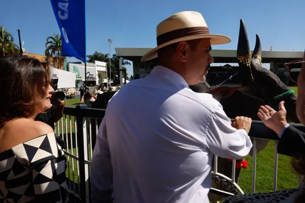 Governo de Minas participa da abertura da 91ª ExpoZebu, em Uberaba  