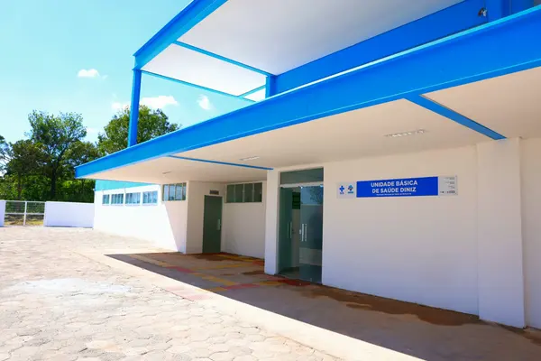 Governo de Minas vistoria obras finais de nova UBS em Barbacena e anuncia fechamento definitivo do antigo Hospital Colônia