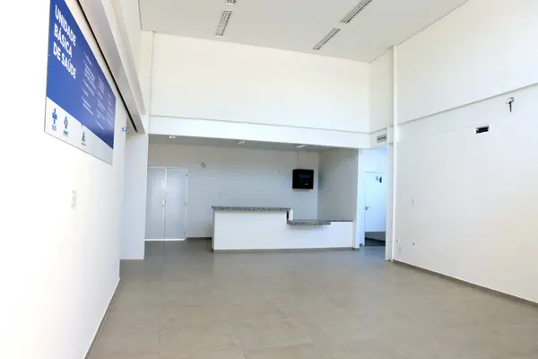 Governo de Minas vistoria obras finais de nova UBS em Barbacena e anuncia fechamento definitivo do antigo Hospital Colônia