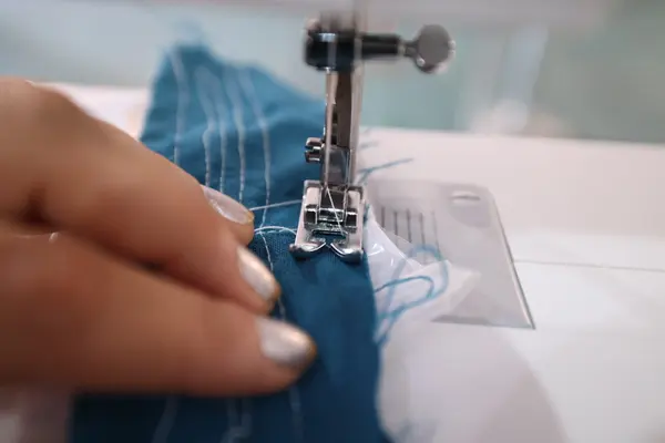 Governo de Minas entrega máquinas de costura do projeto Trajeto Moda em Chapada Gaúcha