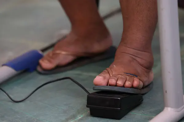 Governo de Minas entrega máquinas de costura do projeto Trajeto Moda em Chapada Gaúcha