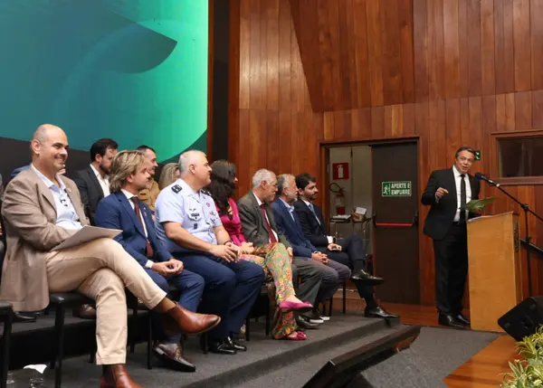 Governo de Minas participa da posse do novo presidente da Cemig