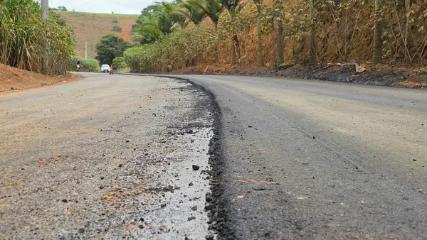 Governo de Minas vistoria obras de recuperação funcional da rodovia LMG-845, na Zona da Mata