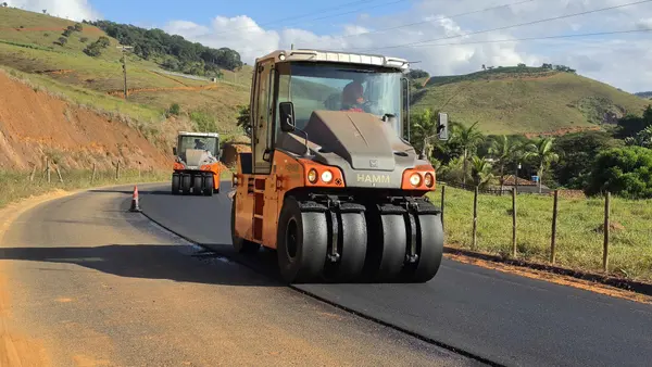 Governo de Minas vistoria obras de recuperação funcional da rodovia LMG-845, na Zona da Mata