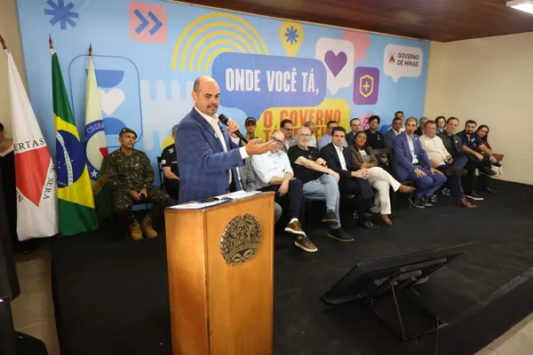 Governo de Minas transfere capital para Viçosa e anuncia início das tratativas para construção do hospital universitário com a UFV