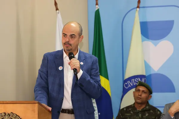 Governo de Minas transfere capital para Viçosa e anuncia início das tratativas para construção do hospital universitário com a UFV