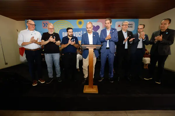Governo de Minas transfere capital para Viçosa e anuncia início das tratativas para construção do hospital universitário com a UFV