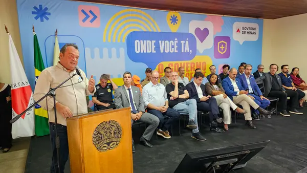 Governo de Minas entrega a primeira certificação de piscicultura ornamental do Brasil