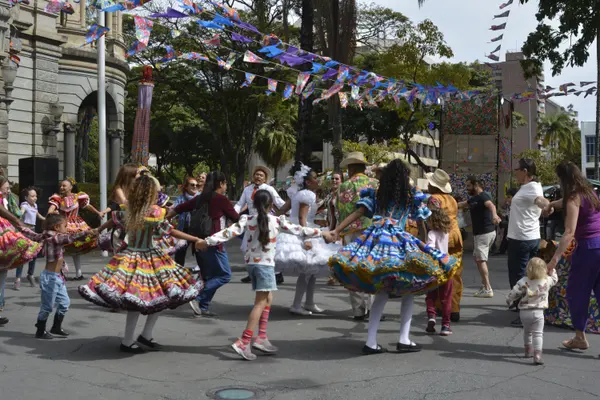 Minas Junina 2026 fortalece cultura popular, movimenta o turismo e amplia circuito de festejos em todo o estado