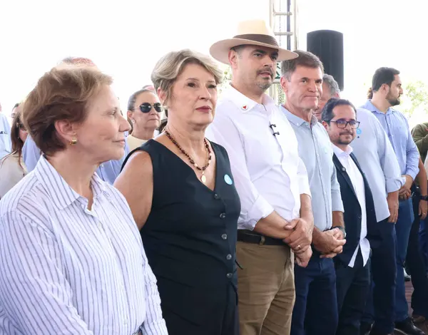 Governo de Minas lança política de desenvolvimento agrícola para a região Central e entrega títulos de regularização fundiária em Curvelo