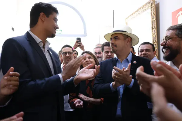 Governo de Minas transfere capital para Teófilo Otoni e anuncia investimentos para a Polícia Civil da região