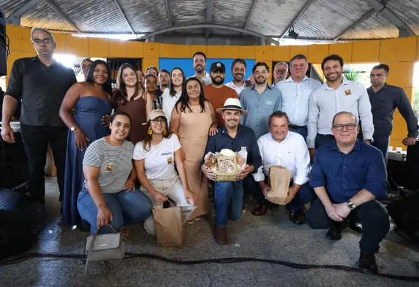 Governo de Minas anuncia regulamentação do requeijão moreno e impulsiona economia do Vale do Mucuri